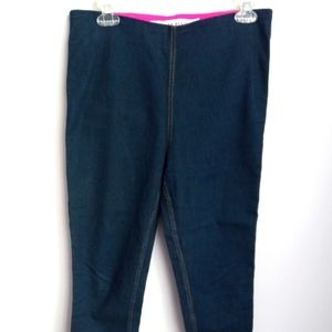 GRETCHEN SCOTT DENIM PULL ON PANTS SIZE MEDIUM.